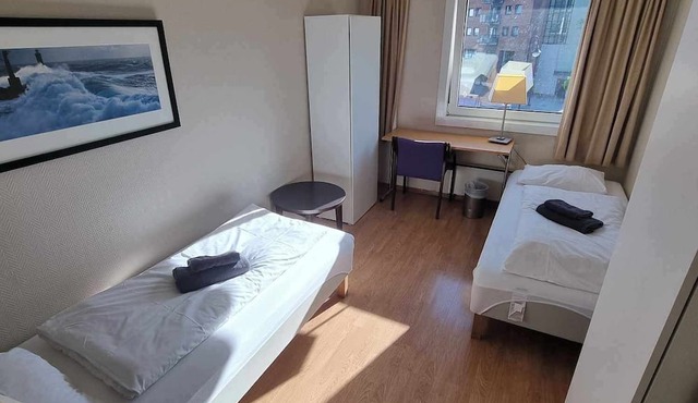 Stord Folkehøgskule Sommarhotell in Stord
