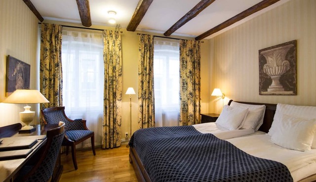 Mayfair Hotel Tunneln