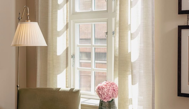 Savoy 1918, a member of Small Luxury Hotels of The World in Oslo