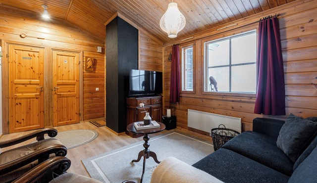 Newly Renovated 2BR Cabin in Riihivuori in Muurame