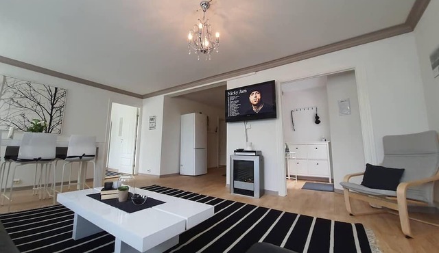 Nice & Cozy 4-Rooms Apartment in Centrum Stavanger in Stavanger