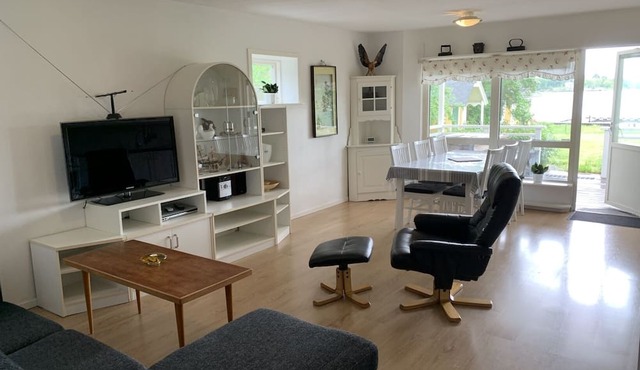 Fantastic holiday home right by the sea on Vaxholm