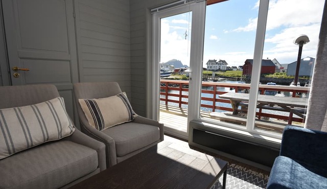 Lankanholmen Sea Cabins in Andoy