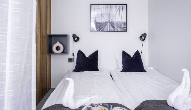Hoom Home & Hotel