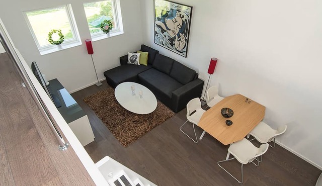 Small modern own house, 300 m from station in Täby