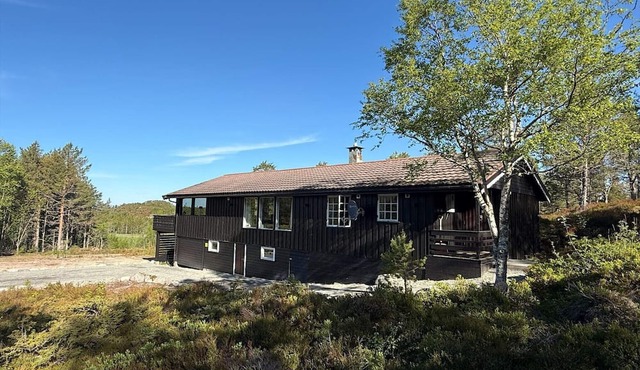 8 person holiday home in Hellandsjøen