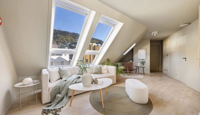 Top-Floor Gem with City Views