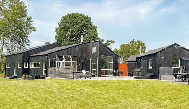 Gorgeous home in Gråbo with sauna