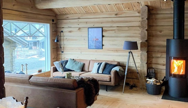 Luxury log cabin by Hardangervidda