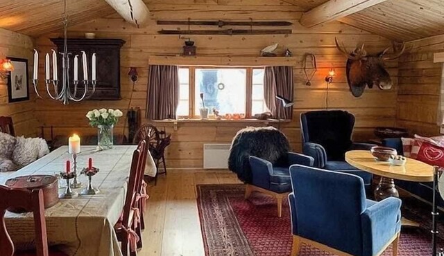 Enjoy days in traditional log cabin