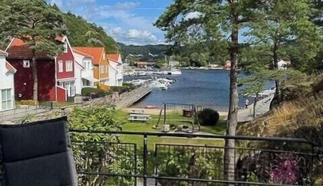 Seaside cottage on Furuholmen near Lindesnes