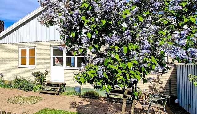 Lovely home in Gränna with sauna