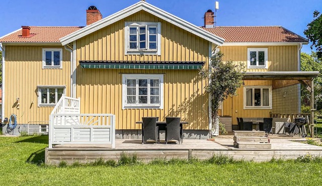Nice home in Köpingsvik with sauna