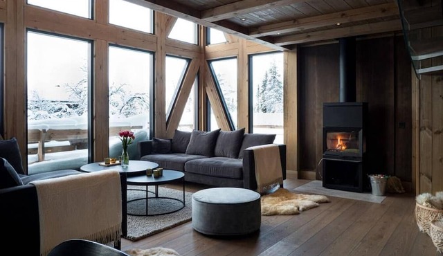 Ski-in/Ski-out | Wi-Fi | Sauna | Wood Stove
