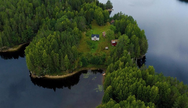 1770s farm with floating sauna by lake