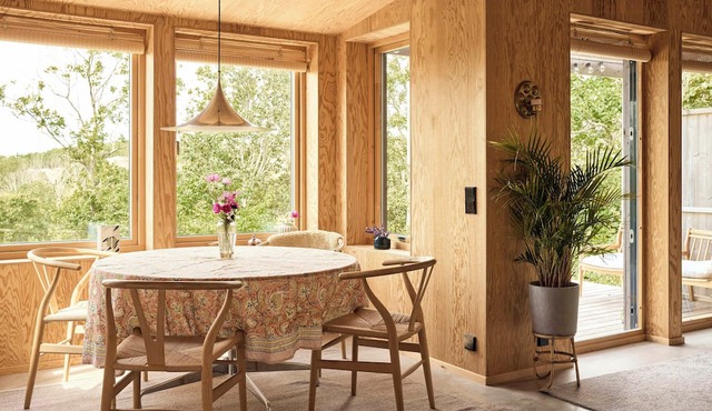 Architect-designed house overlooking Valö fjord in Hamburgsund