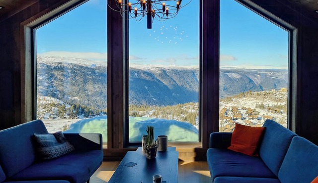 Luxury mountain home with view on Gaustablikk