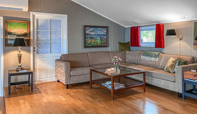 3 bedroom awesome home in Korsvegen
