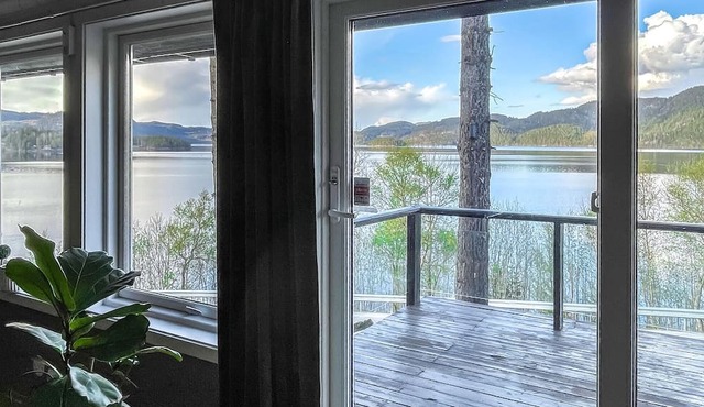 3 bedroom awesome home in Korsvegen