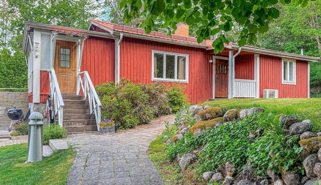 2 bedroom beautiful home in Vimmerby