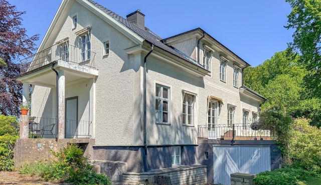 4 bedroom stunning home in Borghamn