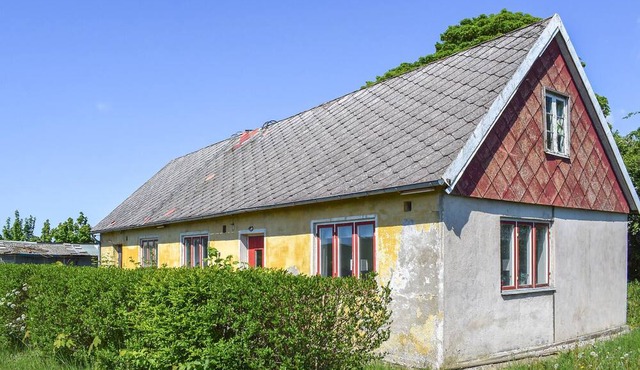 Awesome home in Ystad with WiFi