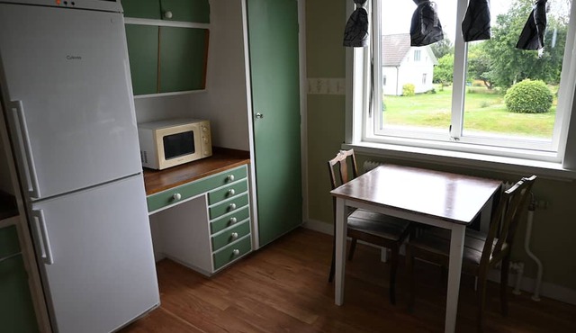 Cozy accommodation 10 minutes from Askaken lake in Lidhult (Private room) in accommodation (villa)