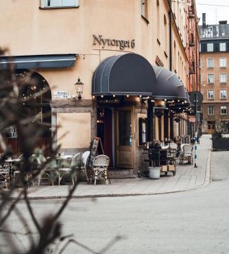 Design Flat Right on Nytorget, Park View in Stockholm