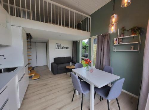 Cozy tiny house with private patio, Malmö