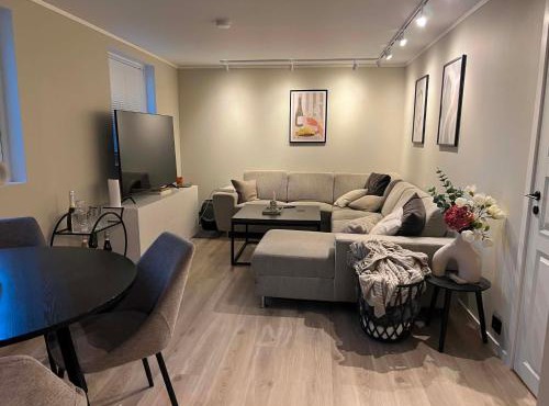 Modern 2 bedroom apartment with ocean view in Tromsø