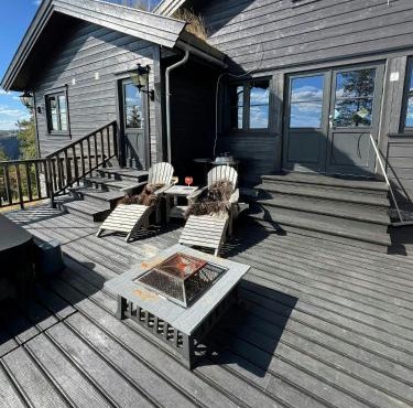 Luxury mountain cabin with hot tub and ski trails in Gautefall