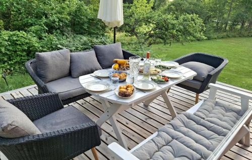 Stunning Home In Säffle With Wifi