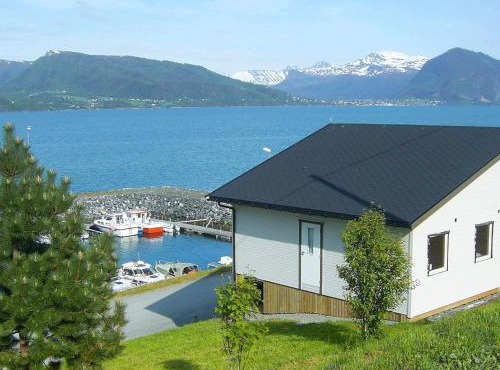 4 person holiday home in Lauvstad-By Traum in Volda