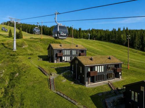 Slopeside Hafjell Apartment in Øyer