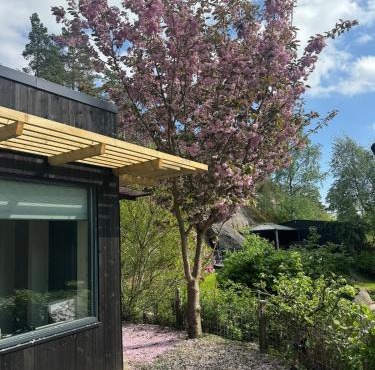 New & modern guest house 70 metres from the fjord in Vestby