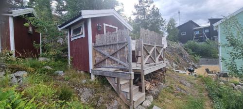 The Red Mini Cottage