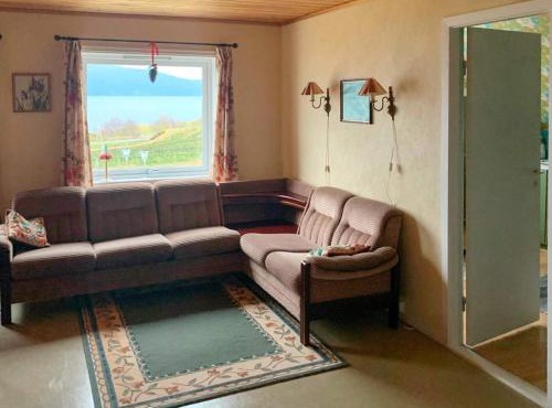 10 person holiday home in Brekke in Gulen Municipality