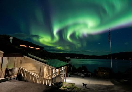 Aurora Sea Lodges in Karpbukt