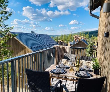 Cosy Mountain Cabin with Ski-in Ski-out