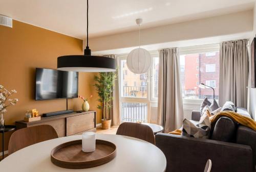Guestly Homes - Central Premium Suite 1BR