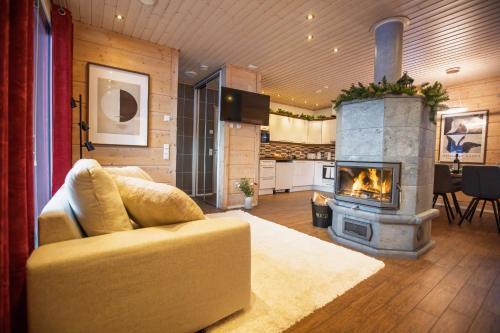 Sonka Resort Lakeside Villa with Private Sauna & Hot Tub