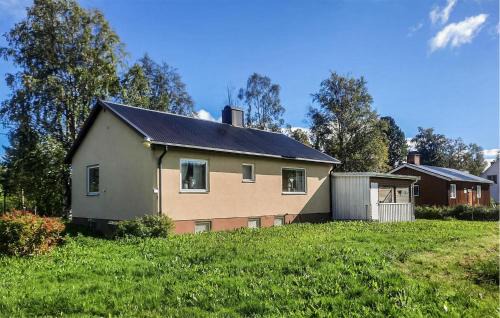 2 Bedroom Awesome Home In Björna