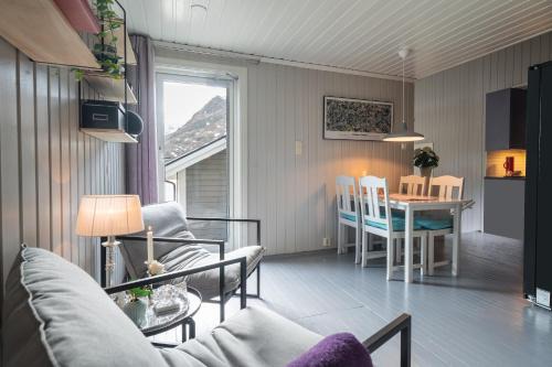 Magical views, secluded location in the heart of Lofoten in Vestvågøya