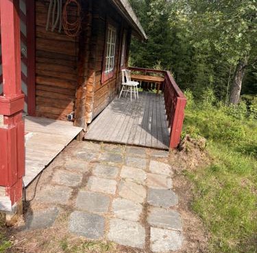 Koselig tømmerhytte