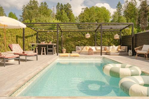 Family Villa with Pool Garden & Outdoor Bar Near Stockholm