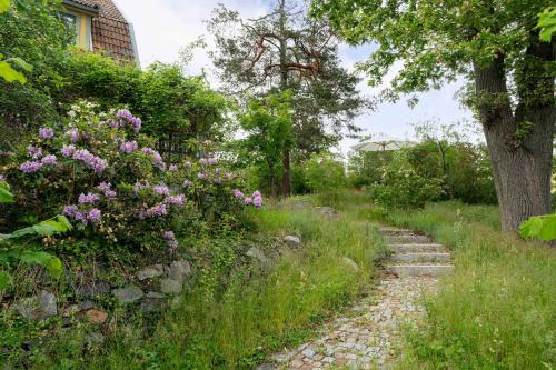 Historic Villa in Saltsjobaden 20 min from Stockholm City