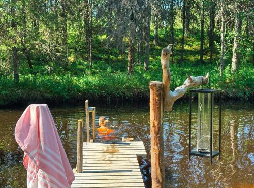 Creekside Log Cabin & Sauna 20 min to Rovaniemi in Rovaniemi