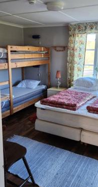 Björsjöås Vildmark - Rooms and small camping cabin close to nature