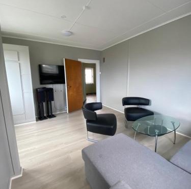 Central 4 Bedroom House with balcony and parking available in Harstad