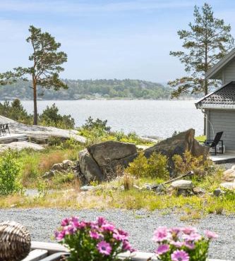 Seaside Escape - 10 Min to Ocean in Ytre Søndeled